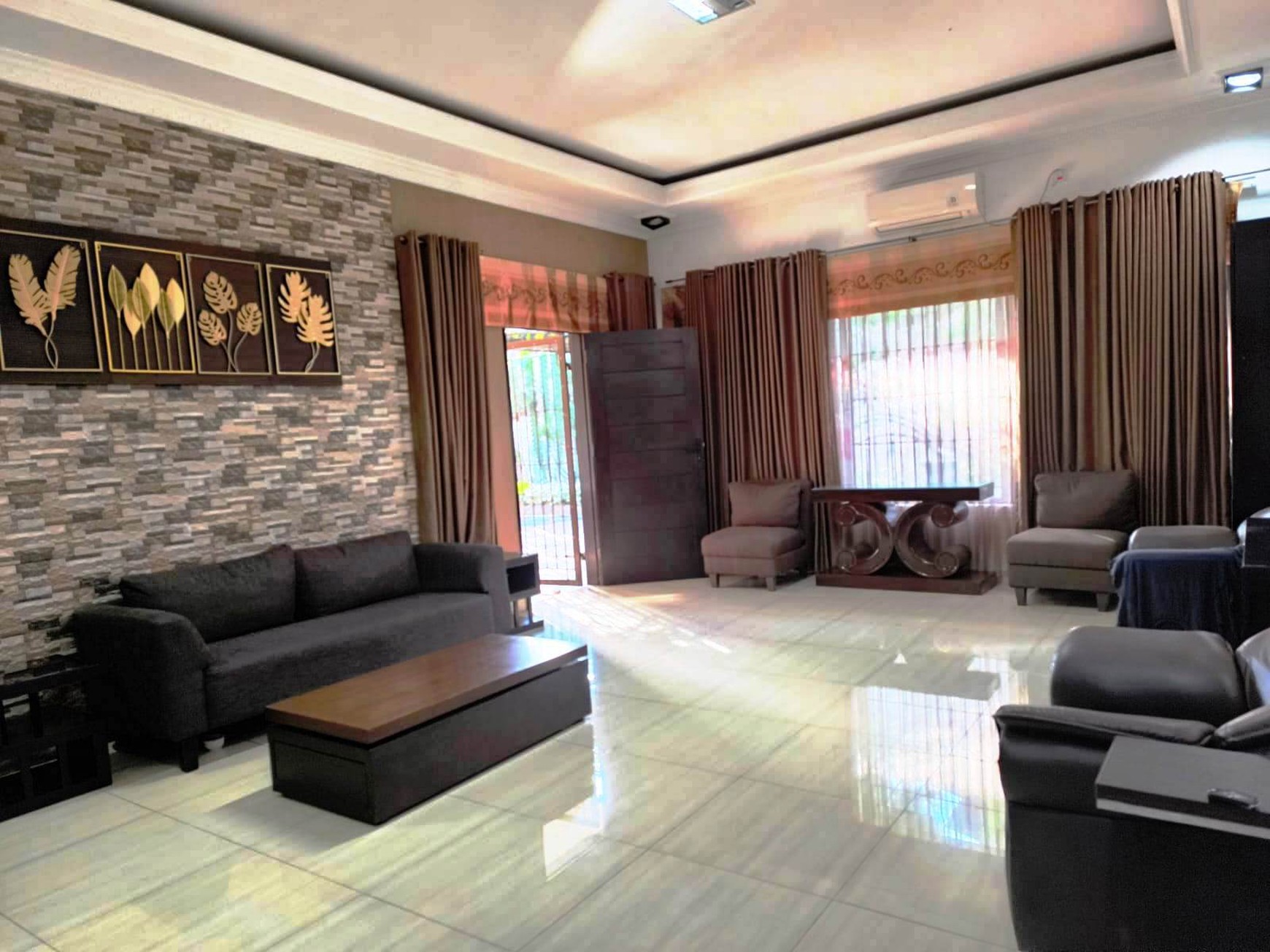 Rumah Jl Waru, Pangkalan Jati, Cipinang Melayu