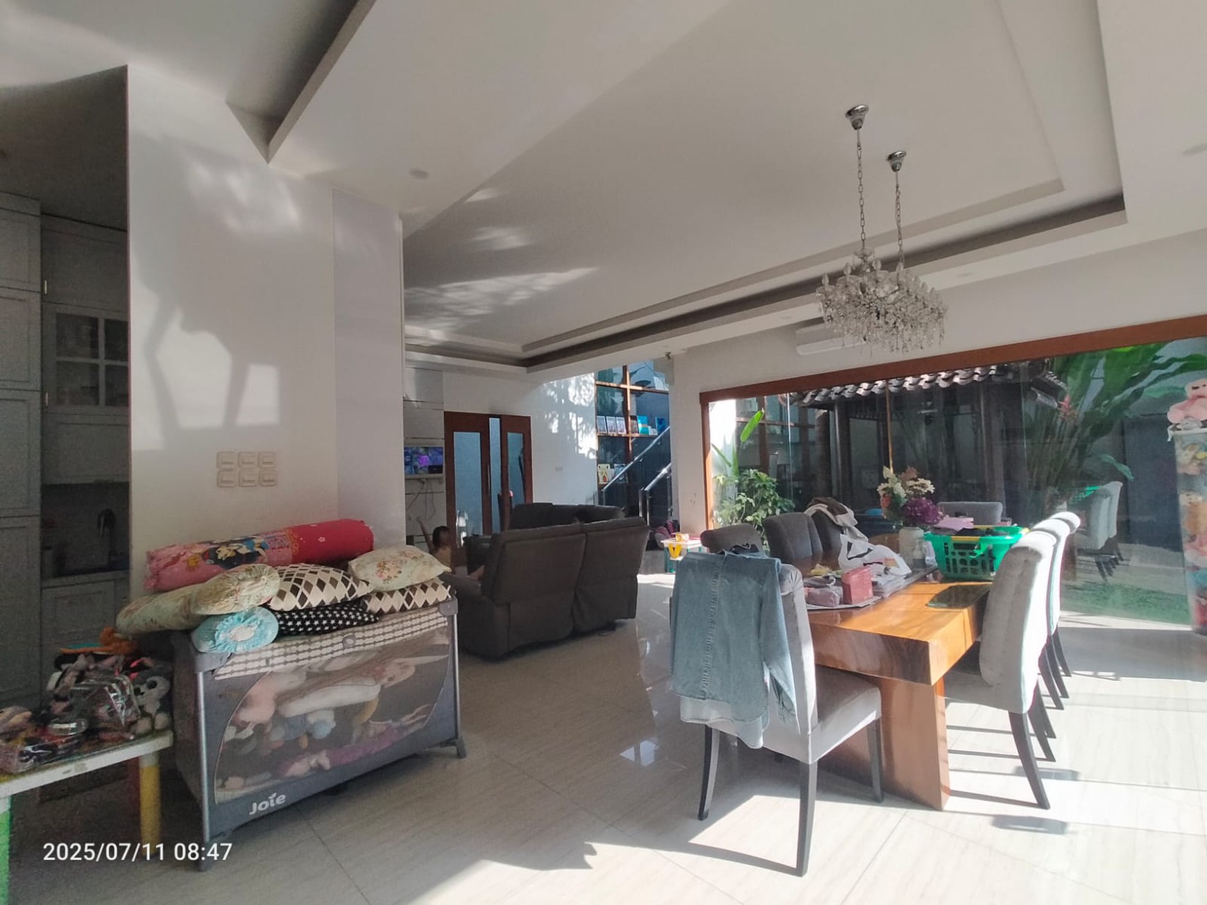 Dijual Rumah Lux di Tengah Kota Bandung, Srimahi