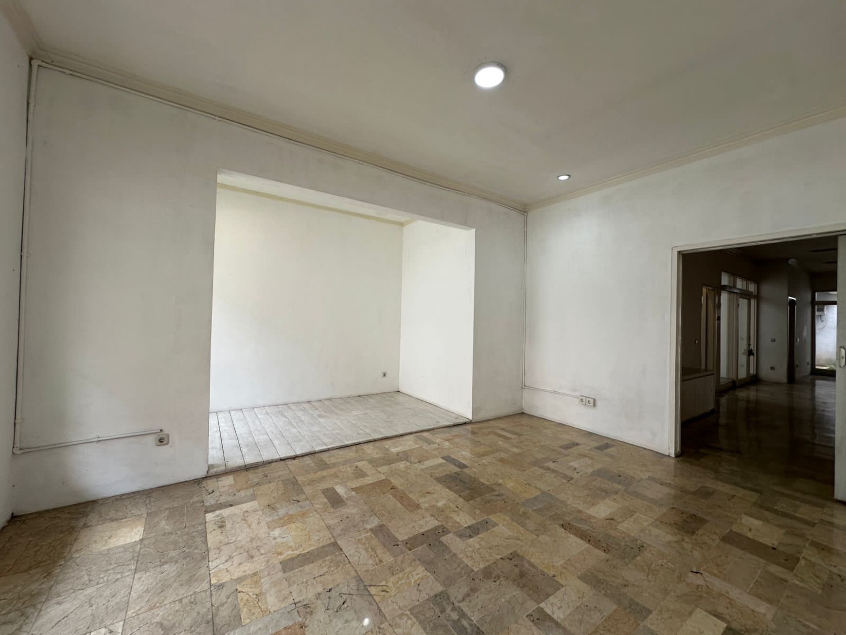 Dijual Rumah Jl. Niaga Hijau Pondok Indah