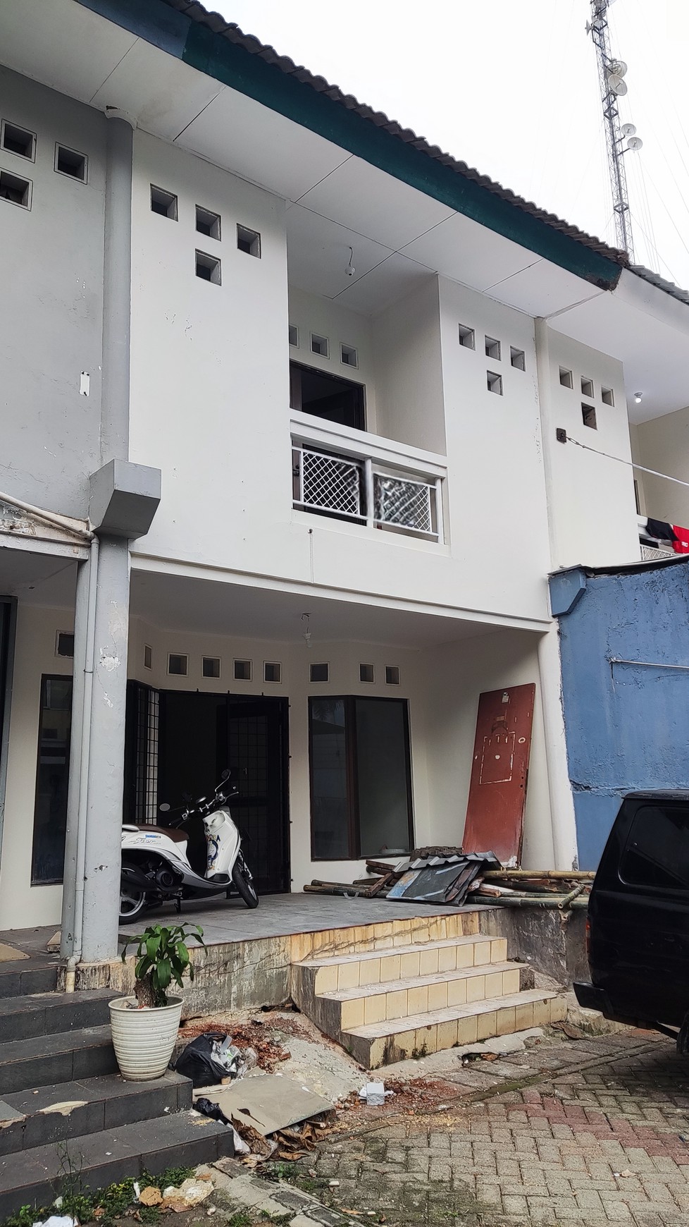 Rent. Ruko 2 lantai di Griya Loka BSD, cocok untuk usaha dll..