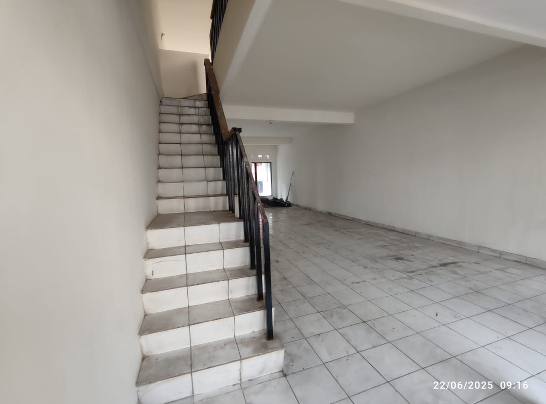 Rent. Ruko 2 lantai di Griya Loka BSD, cocok untuk usaha dll..