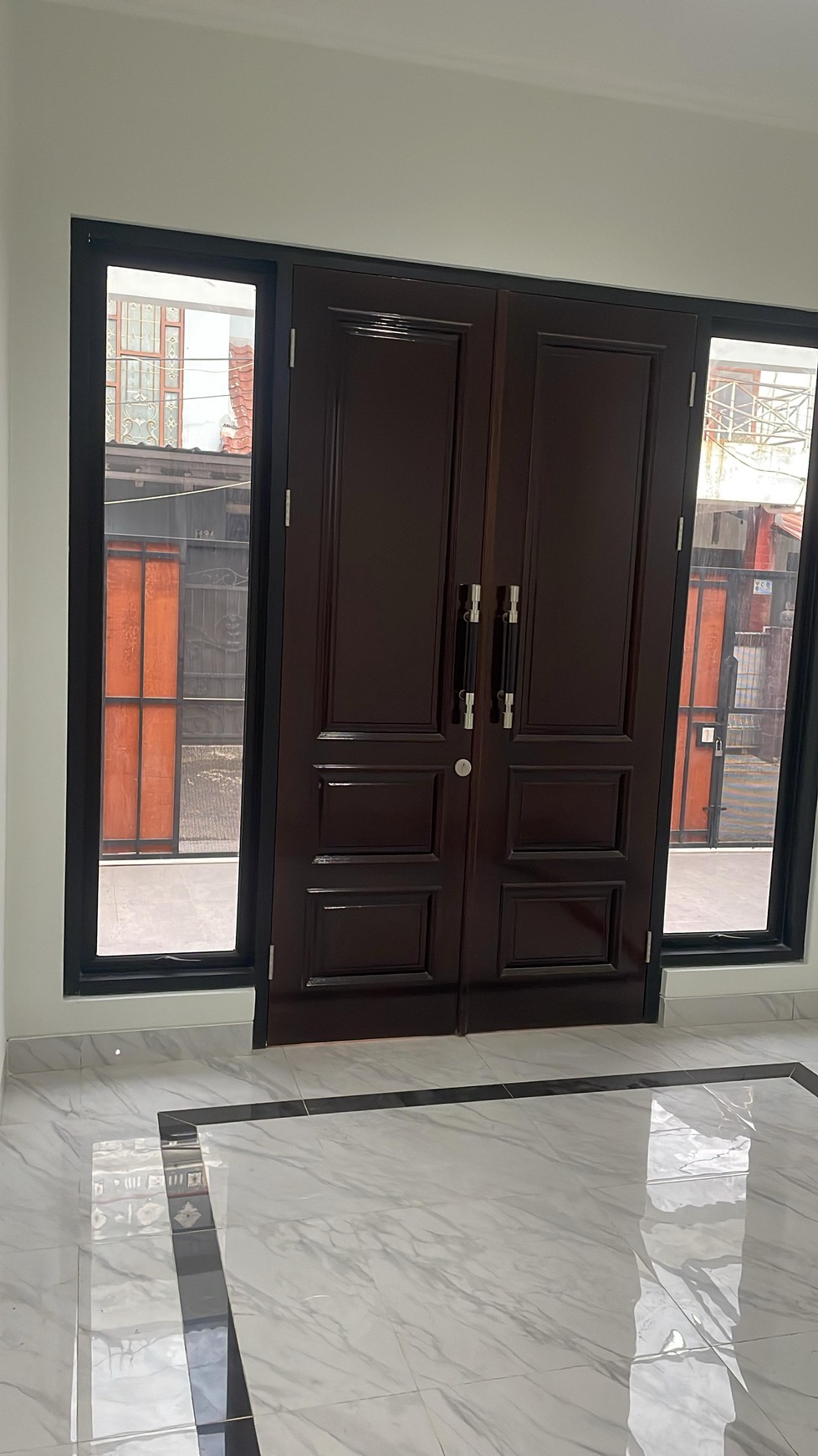 Rumah Bagus Siap Huni Perum Housing Molek Jatiwaringin Pondok Gede