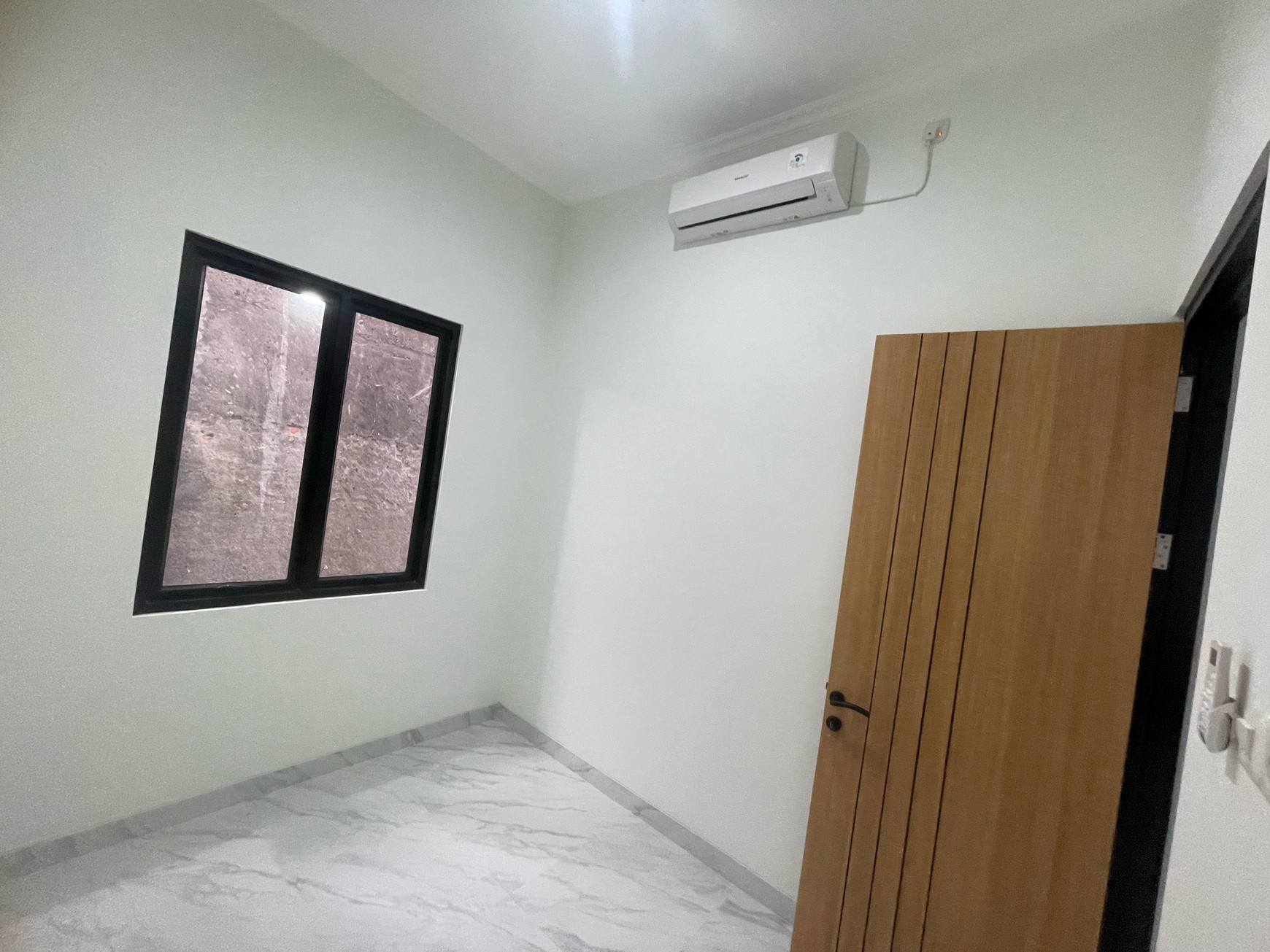 Rumah Bagus Siap Huni Perum Housing Molek Jatiwaringin Pondok Gede