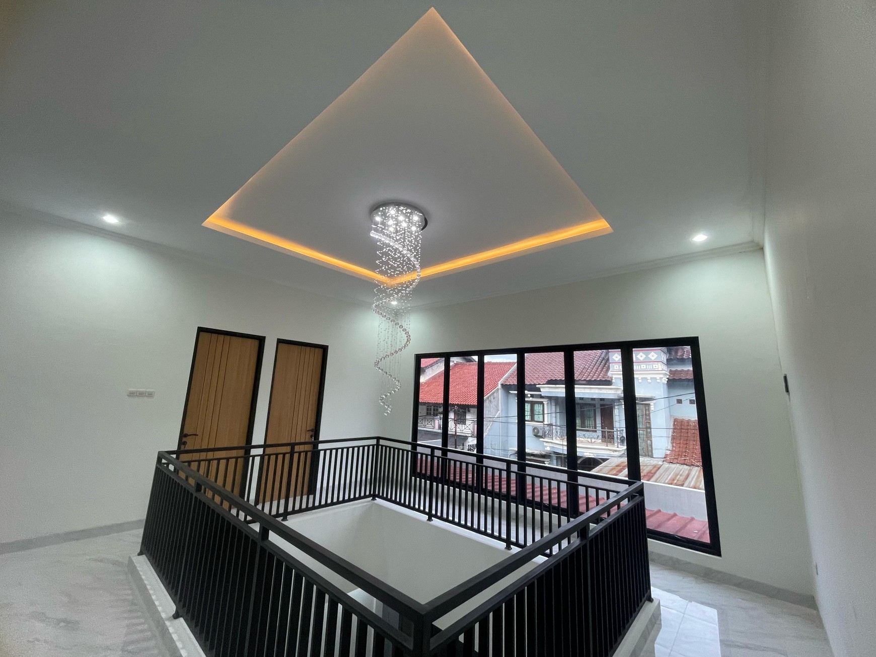 Rumah Bagus Siap Huni Perum Housing Molek Jatiwaringin Pondok Gede
