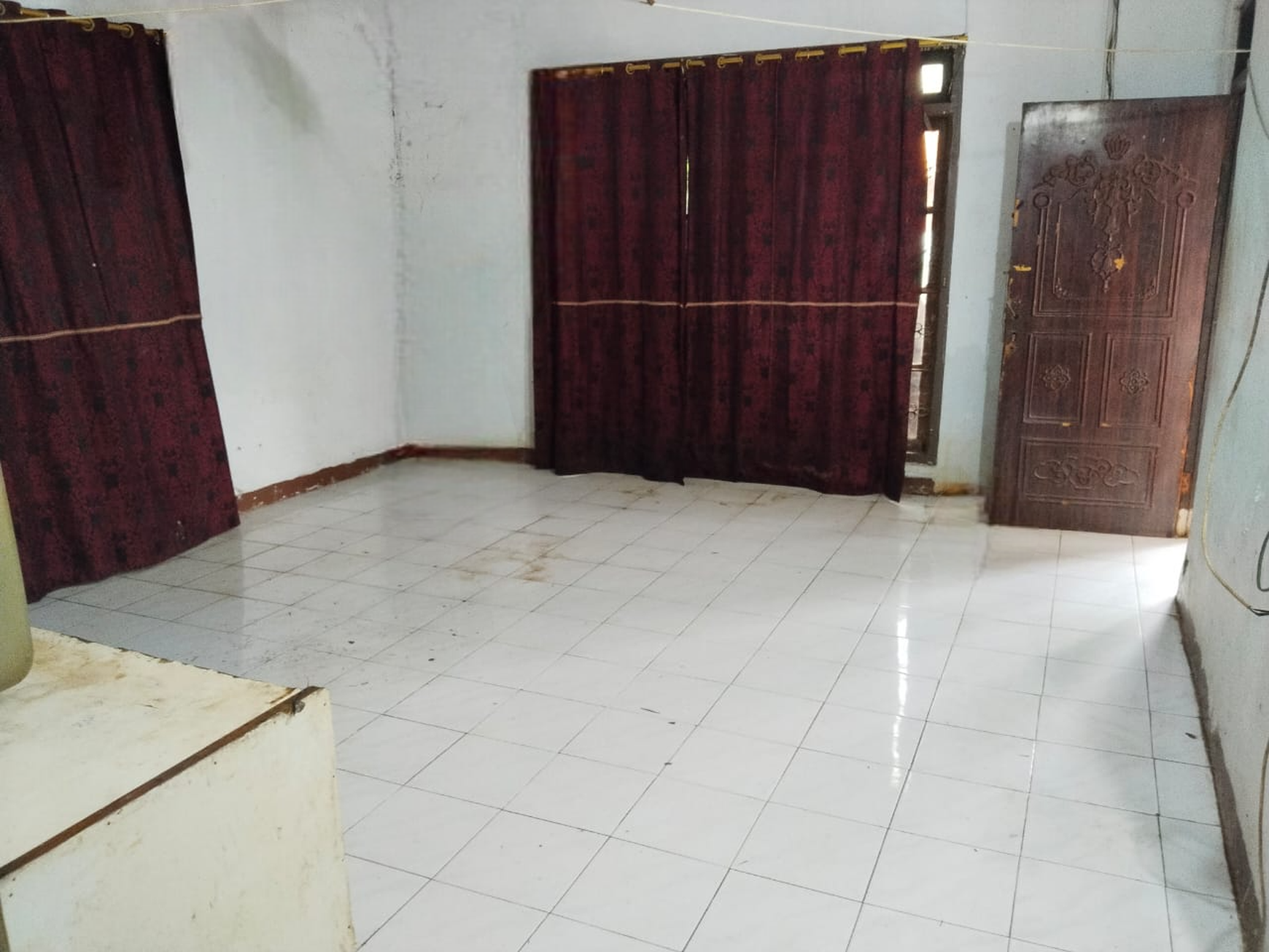 Rumah tua siyap dibangun untuk  rumah tinggal atau kost2an exclusive diantara gedung2 perkantoran