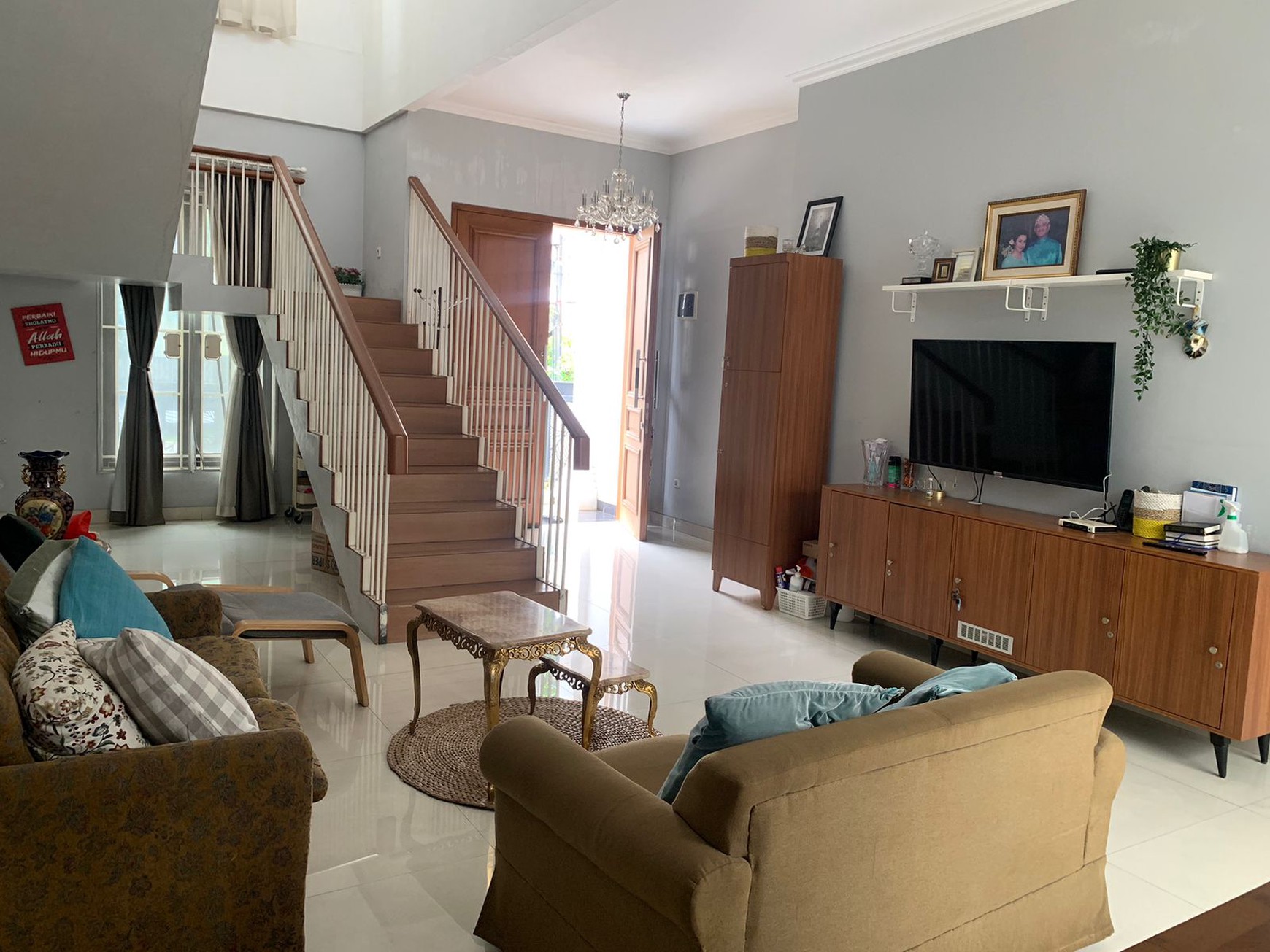 Dijual Rumah Asri di Bukit Cinere Indah - Lokasi Strategis dan Nyaman
