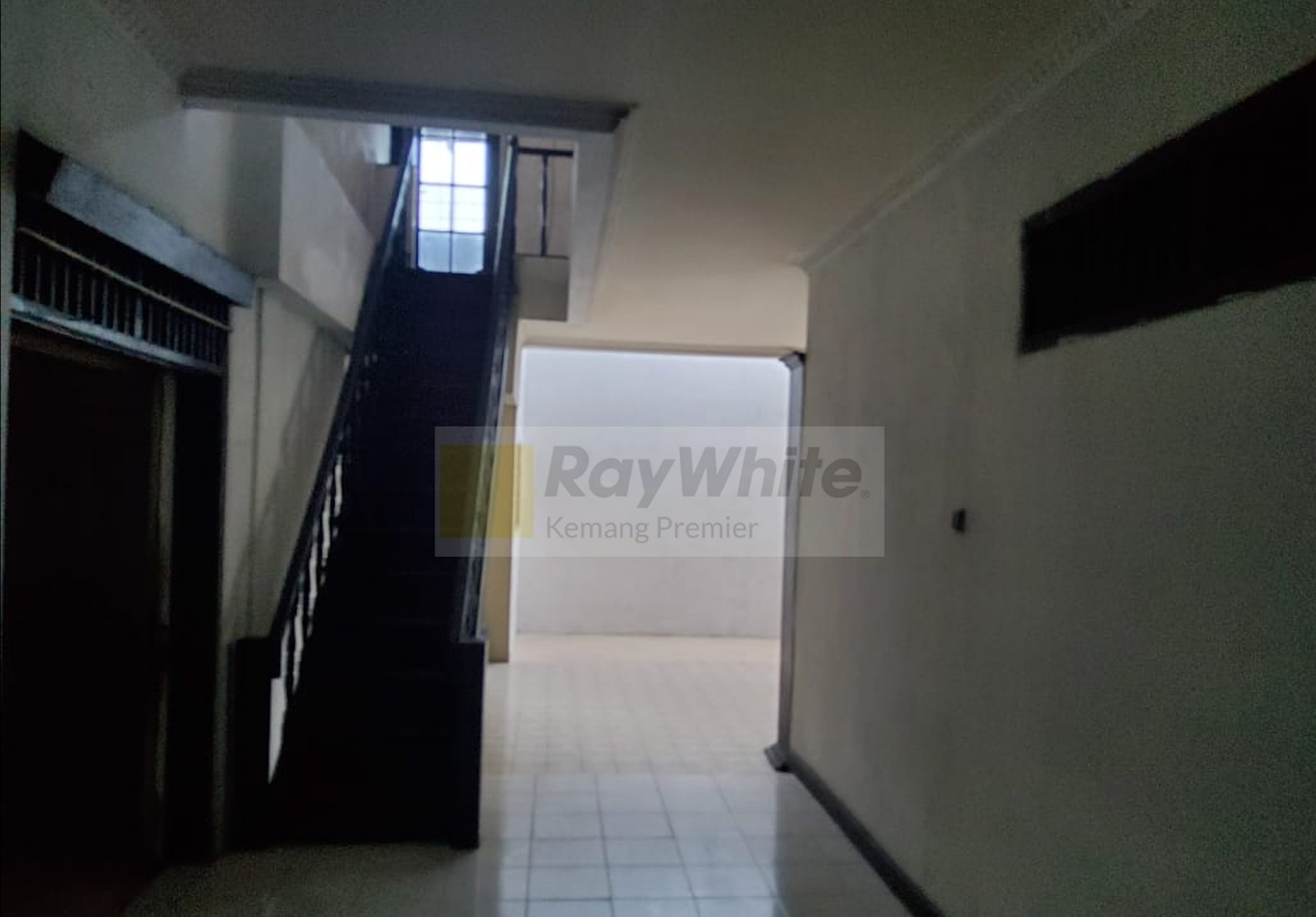 Rumah hitung tanah @ Pasar Minggu Jakarta Selatan cocok buat usaha 