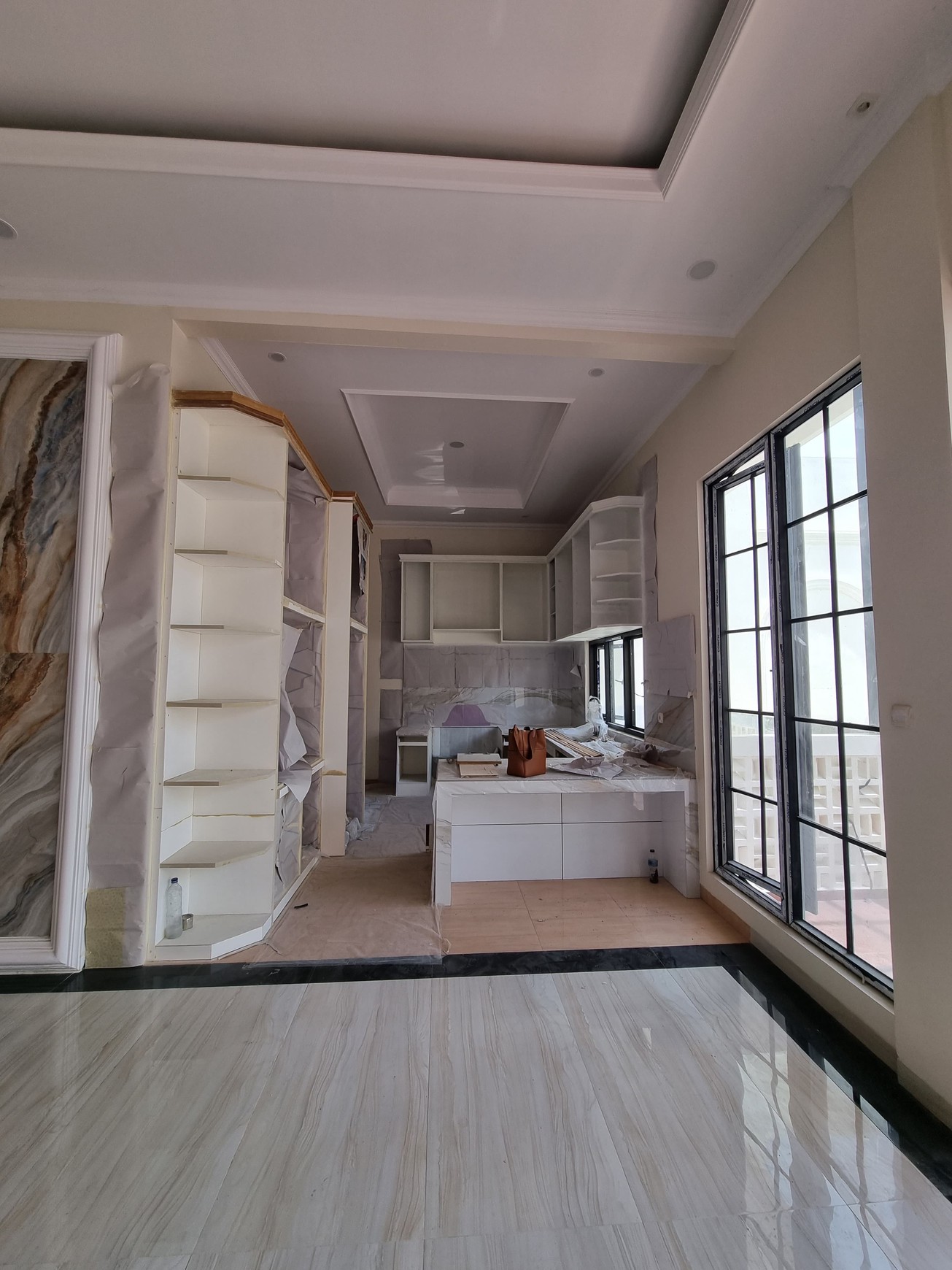 DIJUAL RUMAH LUX/MEWAH DI AREA PROKLAMASI, MENTENG