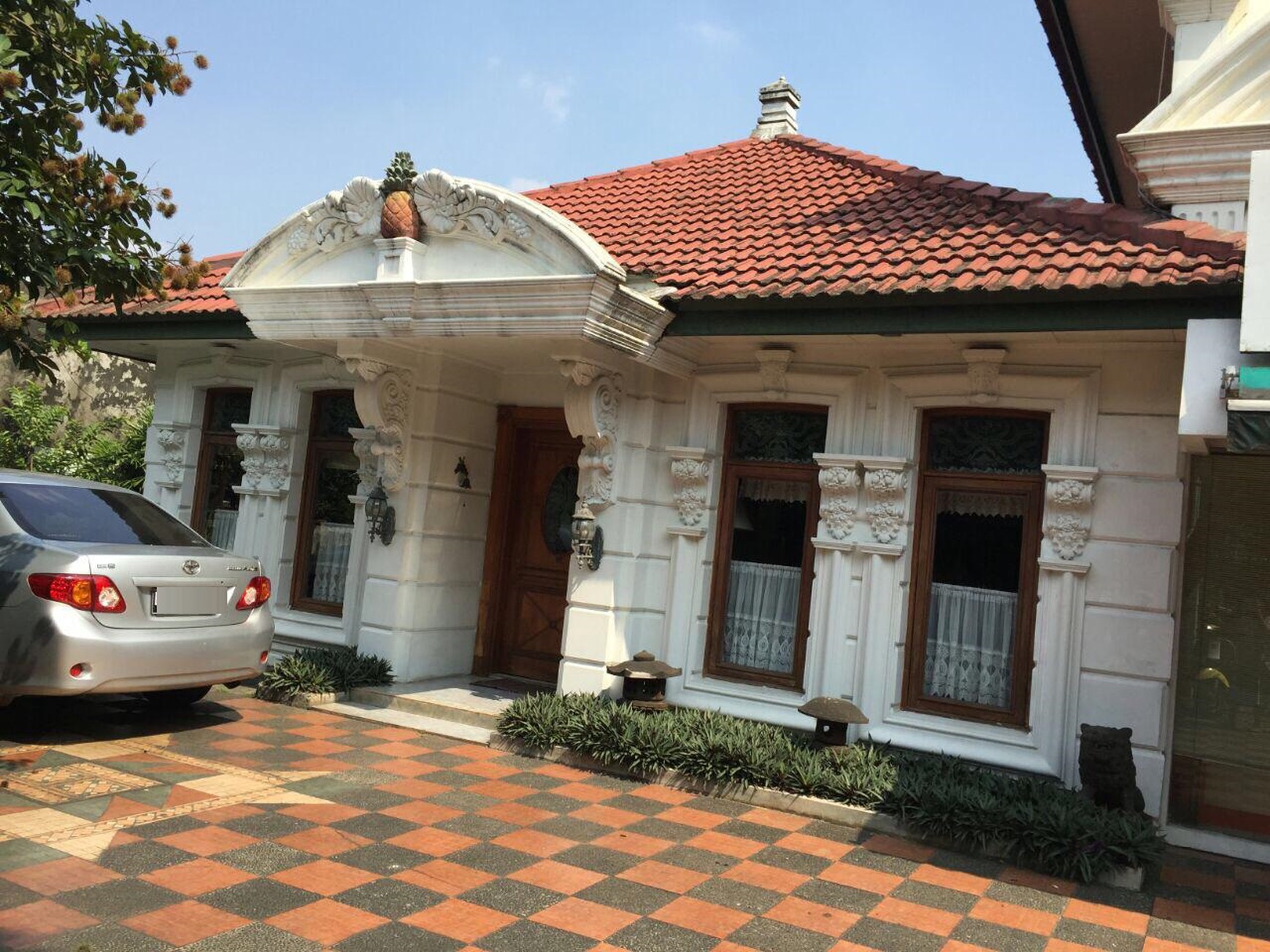 Rumah bagus terawat di Jakarta Selatan, dekat dg sekolah BM , RS Pd indah , pertok , stasiun MRT cipete /fatmawati/lebak bulus