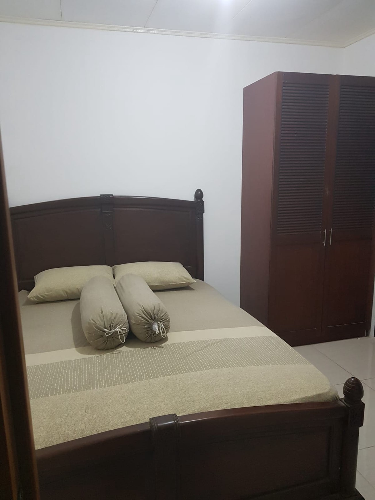 Rumah bagus terawat di Jakarta Selatan, dekat dg sekolah BM , RS Pd indah , pertok , stasiun MRT cipete /fatmawati/lebak bulus