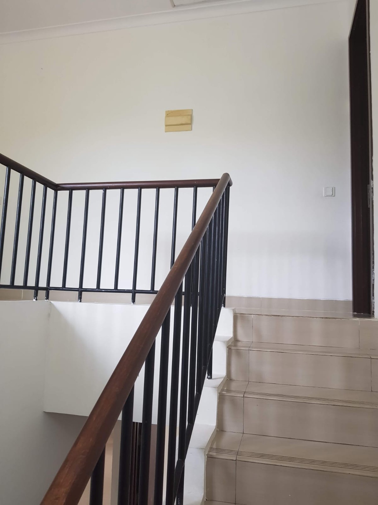 Dijual Rumah cantik di lokasi strategis Di The Icon Cluster Ritzone