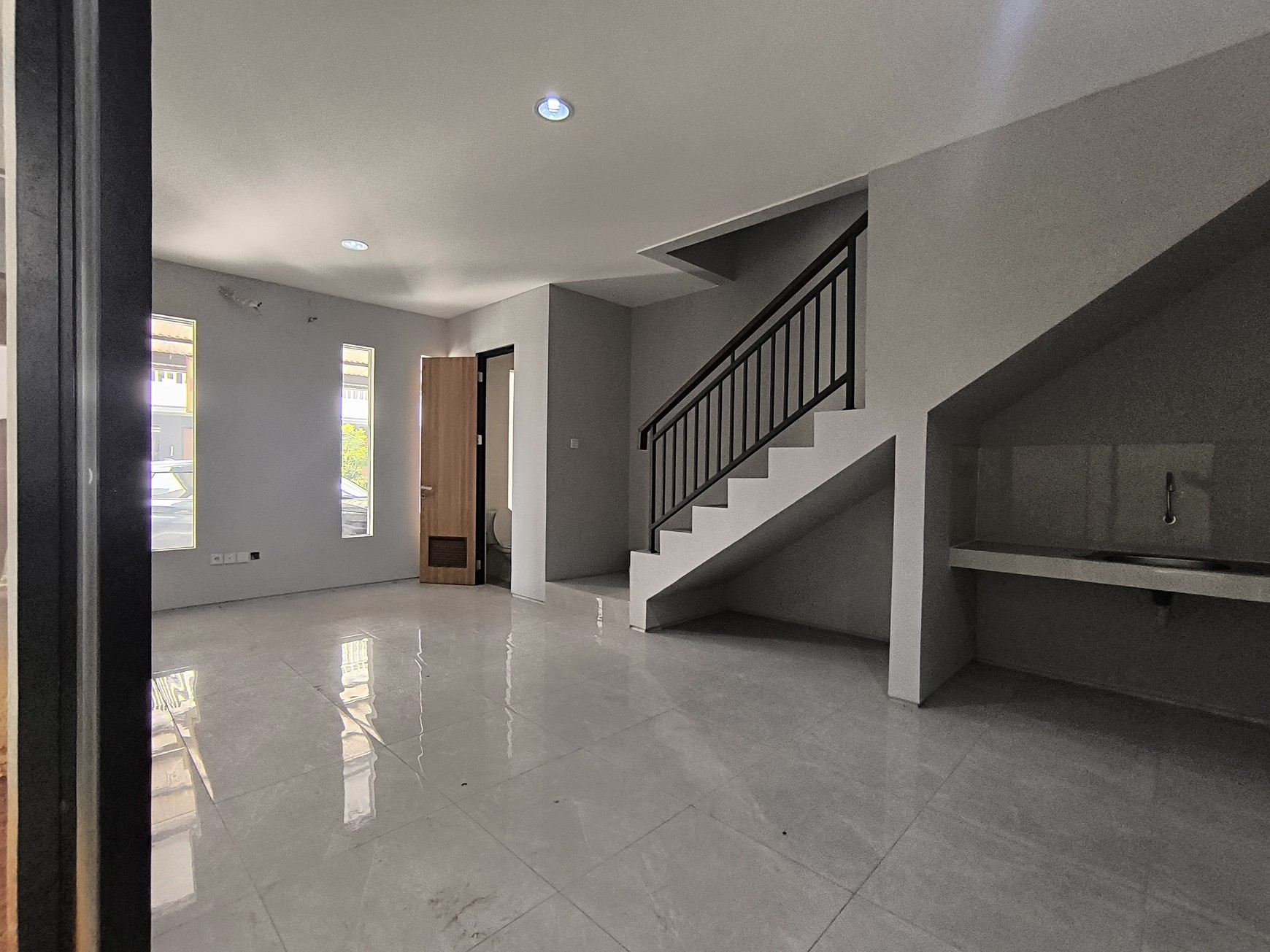Dijual Rumah Brand New di Z Living, Lake Garden, Grand Wisata