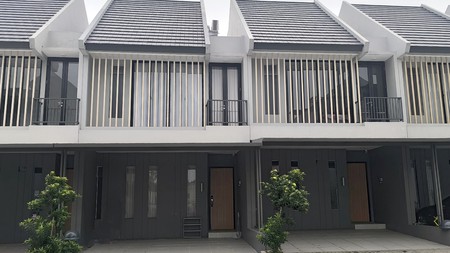 Dijual Rumah Brand New di Z Living, Lake Garden, Grand Wisata