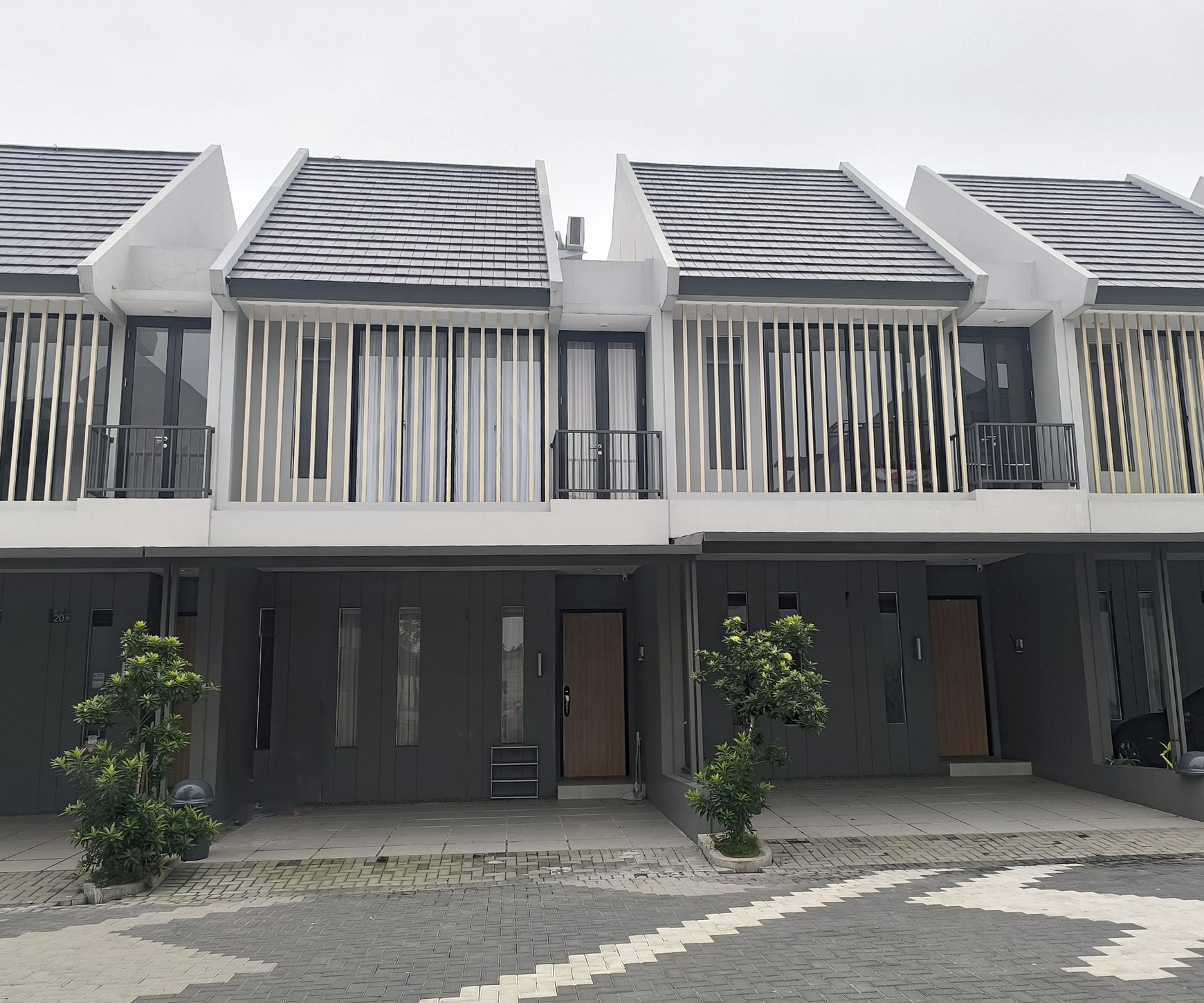Dijual Rumah Brand New di Z Living, Lake Garden, Grand Wisata