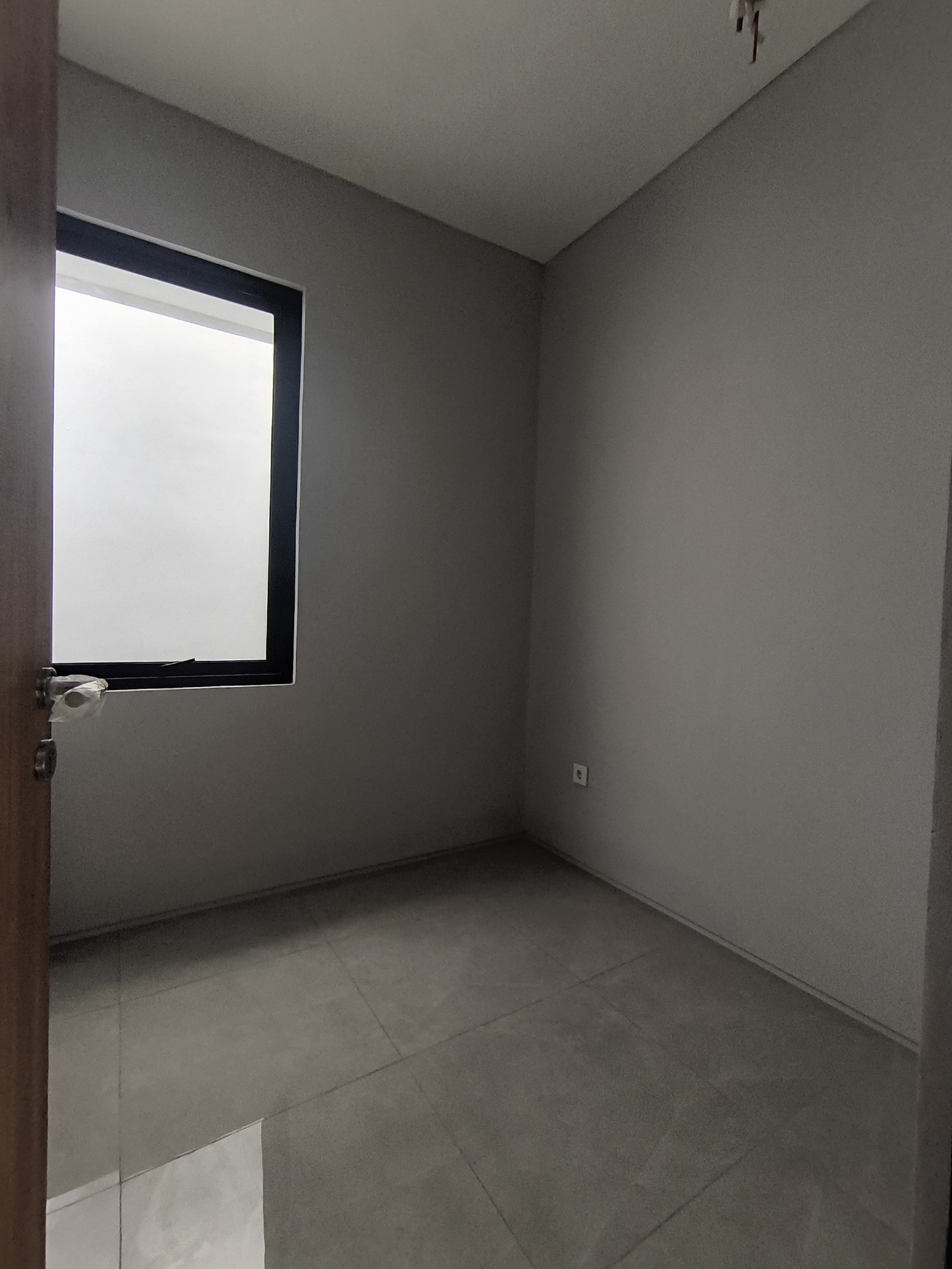 Dijual Rumah Brand New di Z Living, Lake Garden, Grand Wisata