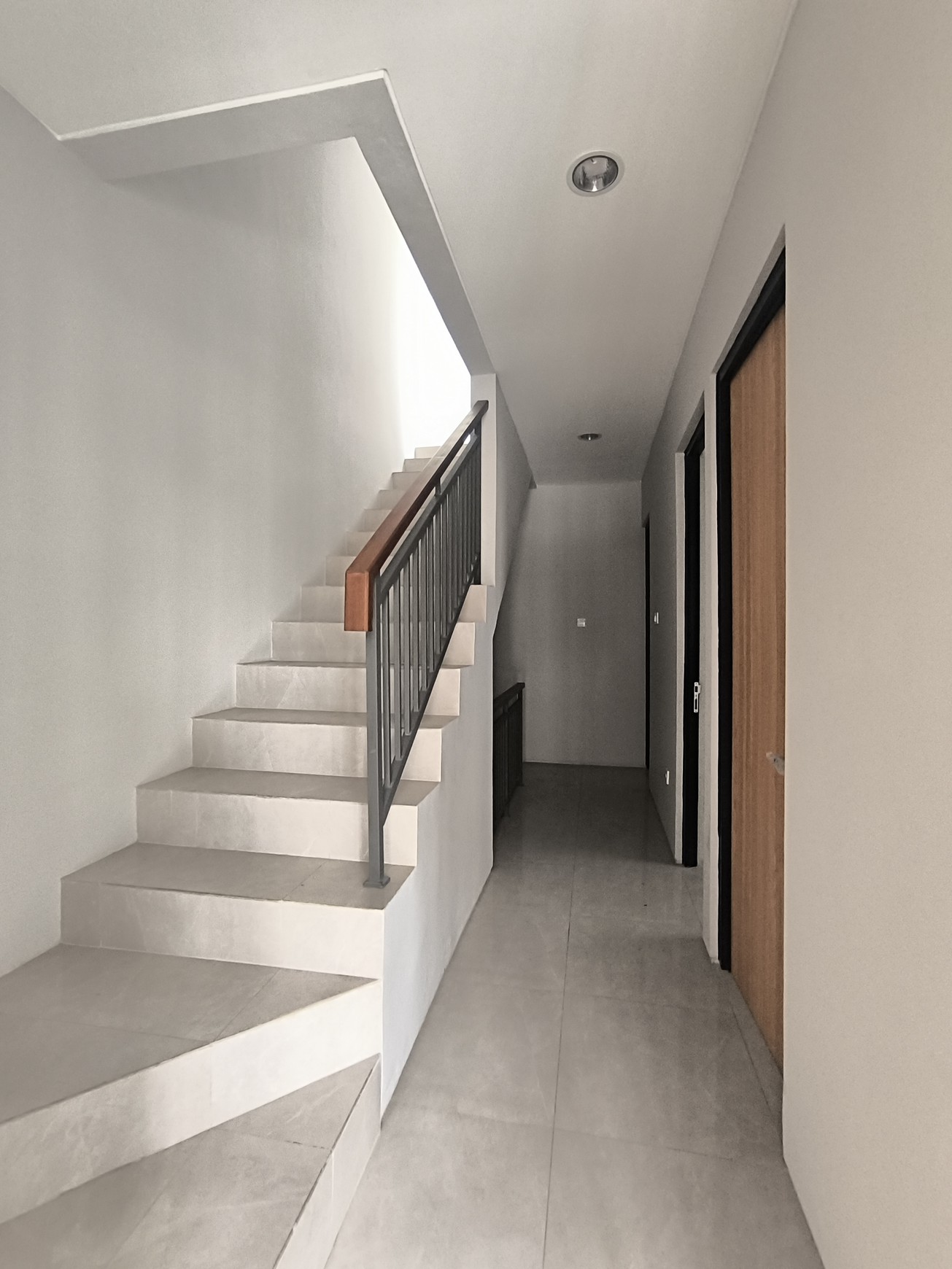 Dijual Rumah Brand New di Z Living, Lake Garden, Grand Wisata
