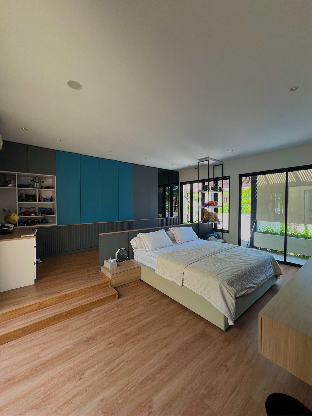 Rumah Semi Tropis  Fully Furnished di Bintaro Jaksel Siap Huni