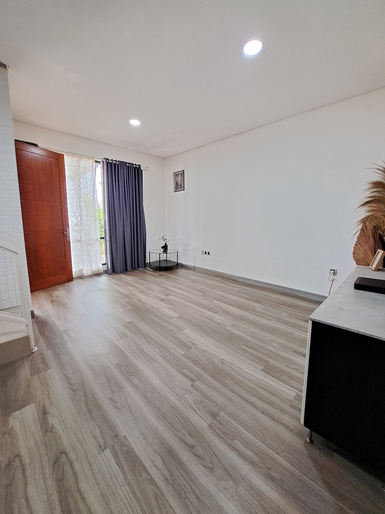 Rumah 2 Lantai Siap Huni Desain Bagus Dekat Tol  Limo Desari