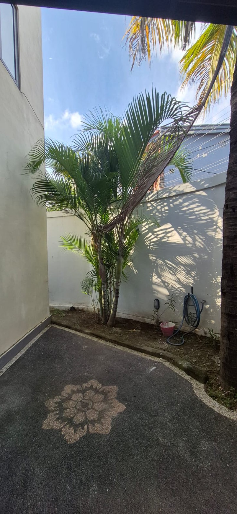 Rental - A modern villa in prime area Kerobokan, Bali
