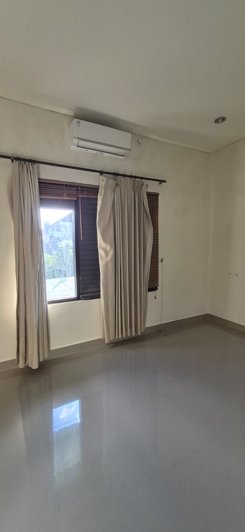 Rental - A modern villa in prime area Kerobokan, Bali