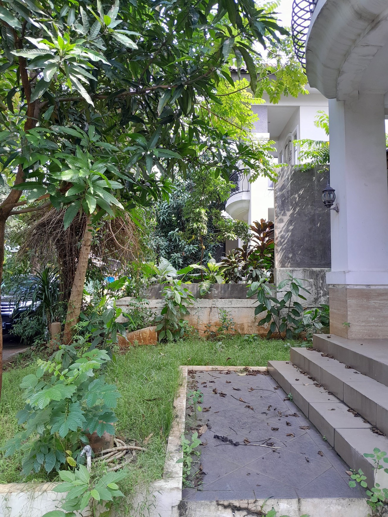 Rumah Bagus Di Senayan, Bintaro Jaya Sektor 9 Tangerang Selatan