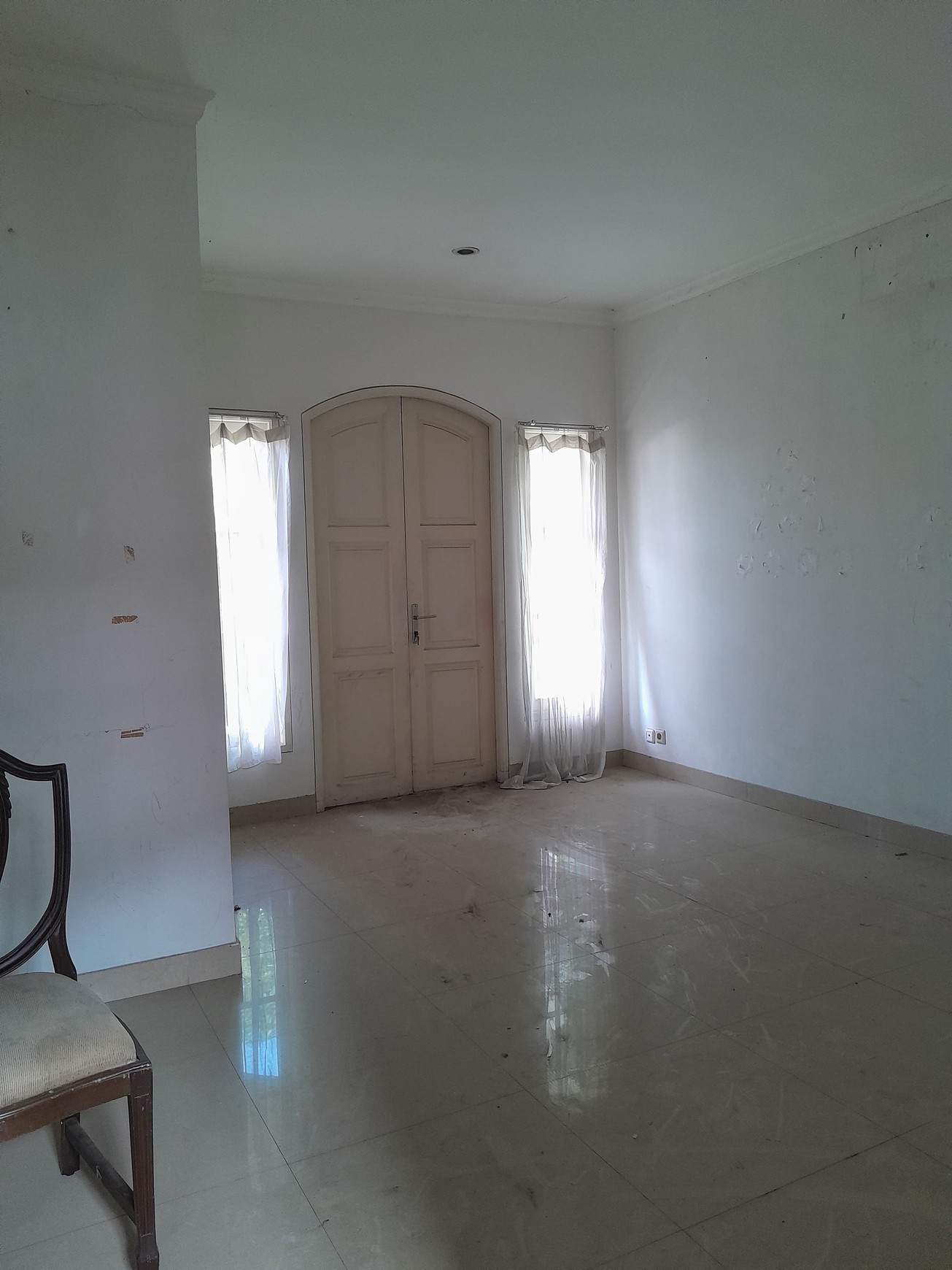 Rumah Bagus Di Senayan, Bintaro Jaya Sektor 9 Tangerang Selatan