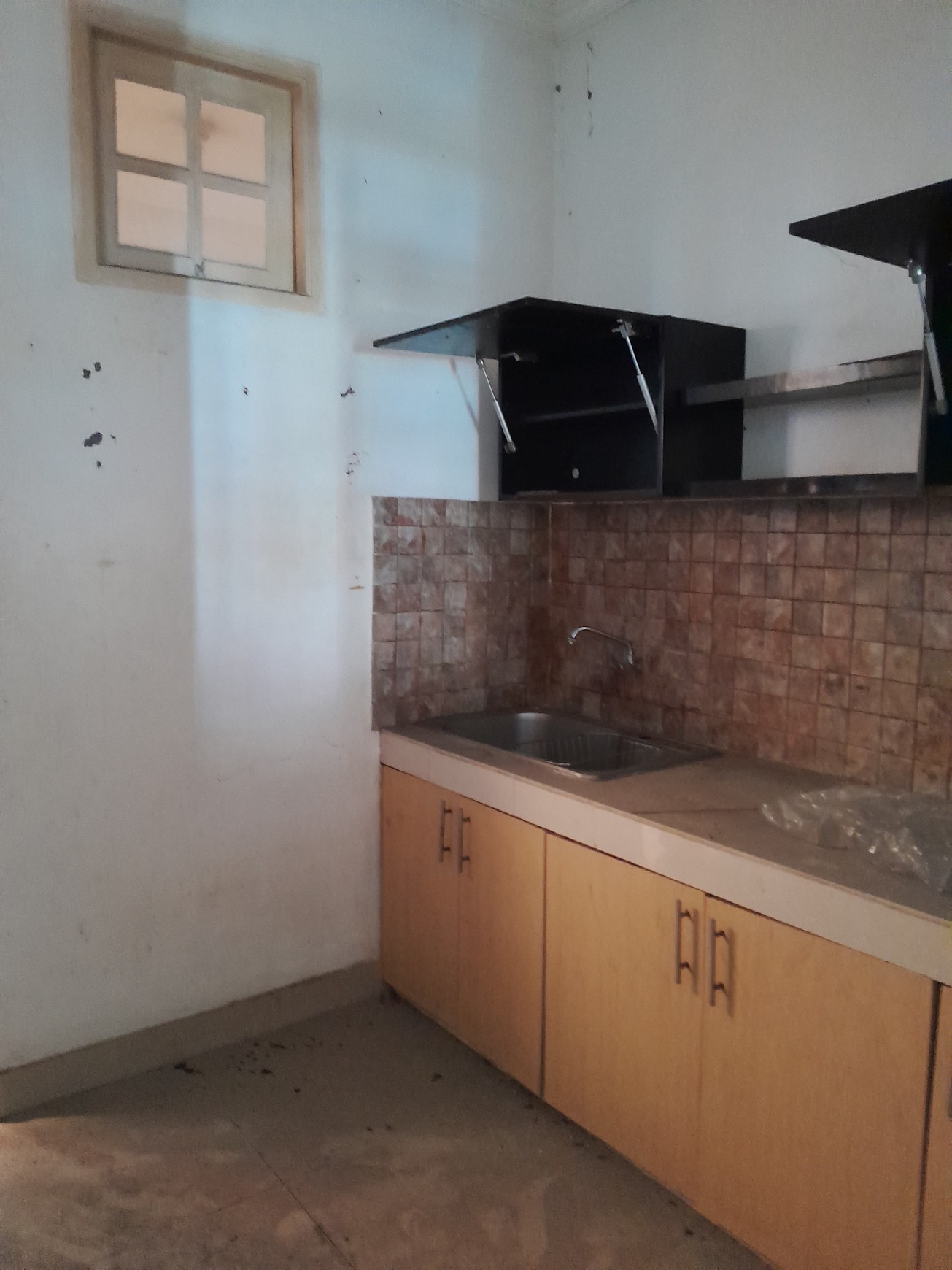 Rumah Bagus Di Senayan, Bintaro Jaya Sektor 9 Tangerang Selatan