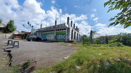 Tanah Dan Bangunan Strategis Di Jalan Laksda Adisucipto Dekat Hyarta dan Transmart Maguwo Depok Sleman