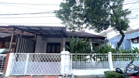 Rumah Bagus Di Cucur Timur Bintaro Sektor 4 Tangerang Selatan