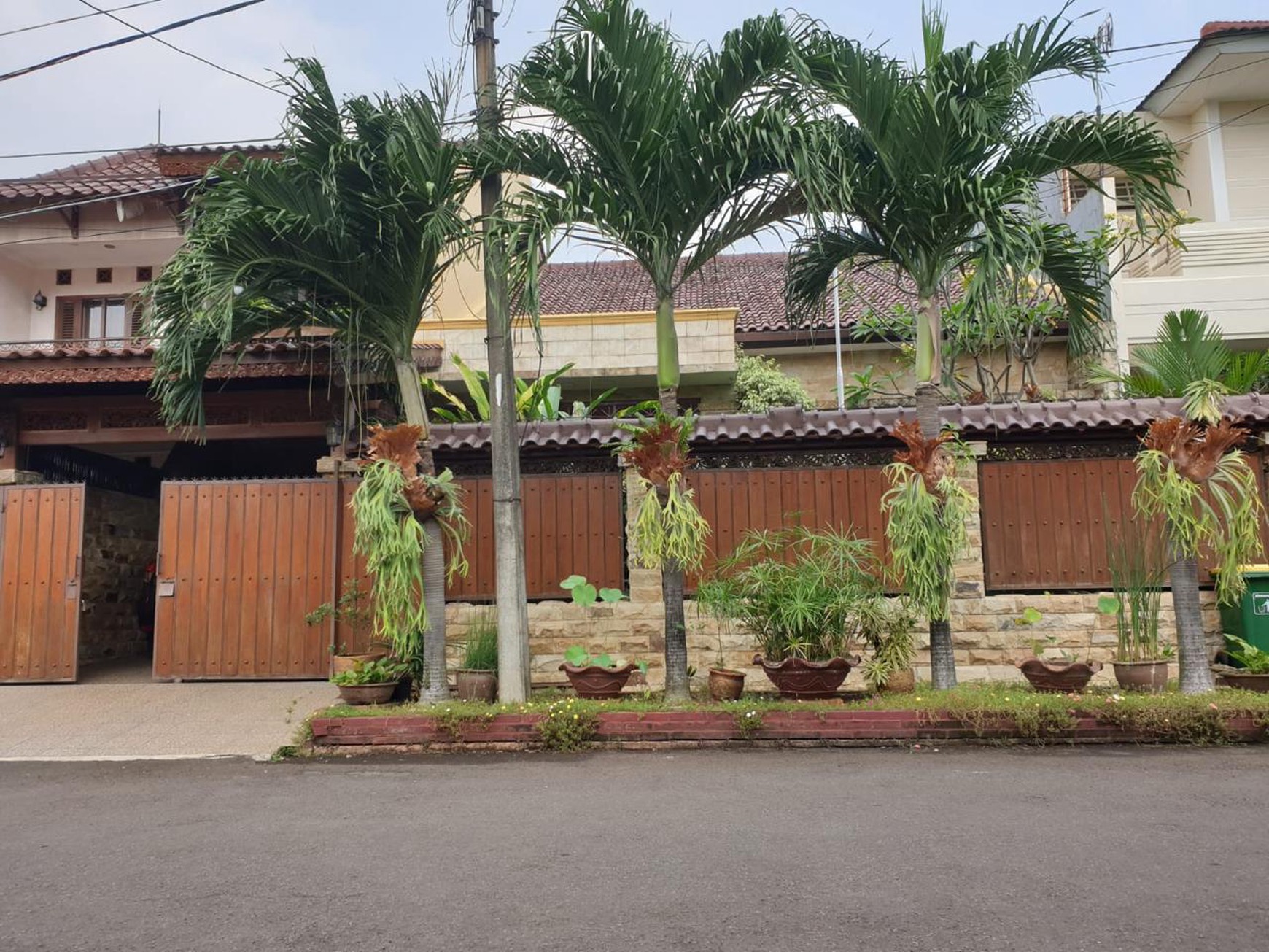 Rumah Bagus Di Jl Puncak Pesanggrahan, Bukit Cinere Indah