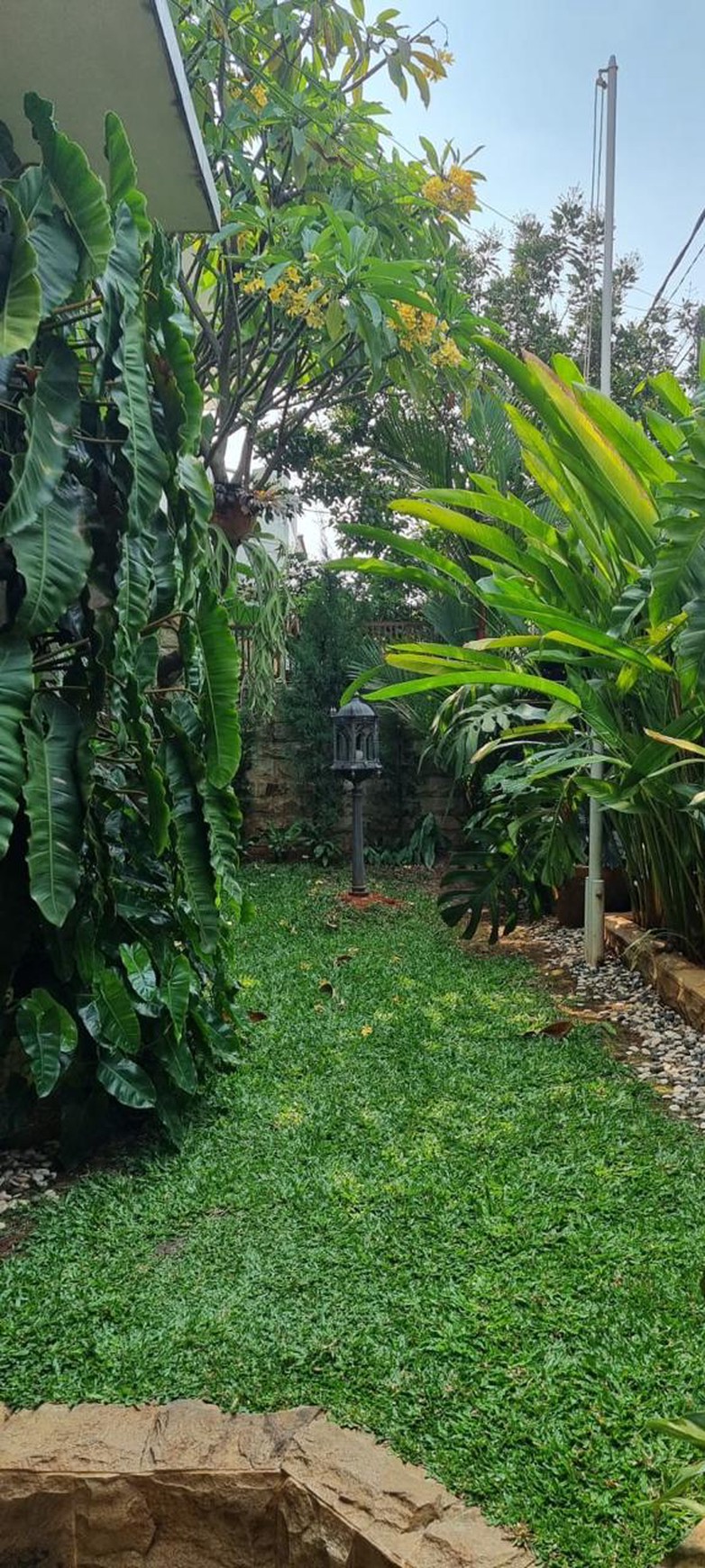 Rumah Bagus Di Jl Puncak Pesanggrahan, Bukit Cinere Indah