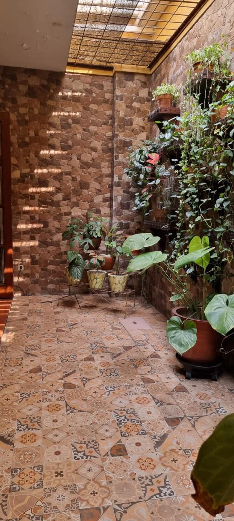 Rumah Bagus Di Jl Puncak Pesanggrahan, Bukit Cinere Indah