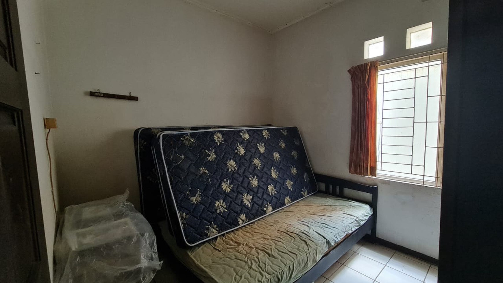 Rumah Tinggal 2 Lantai di Jalan Sapta Menteng Dalam Tebet Jaksel