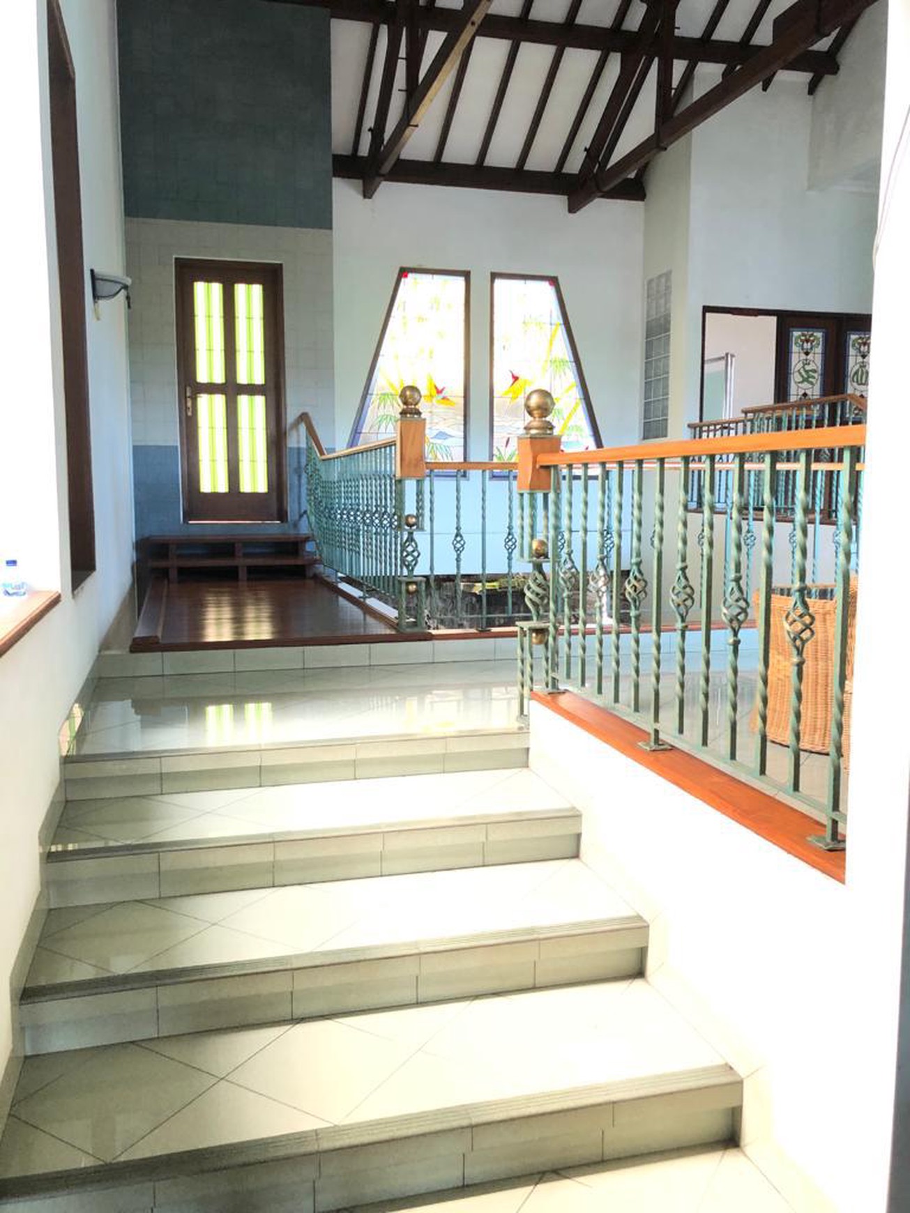 Rumah Bagus Di Jl Ligarsari, Awiligar, Cikutra Utara Bandung