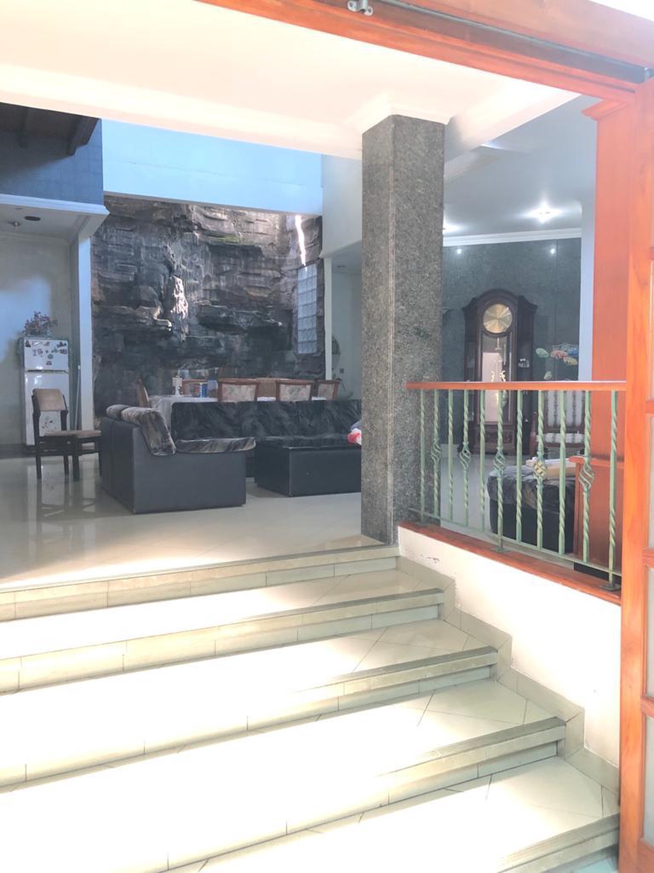 Rumah Bagus Di Jl Ligarsari, Awiligar, Cikutra Utara Bandung
