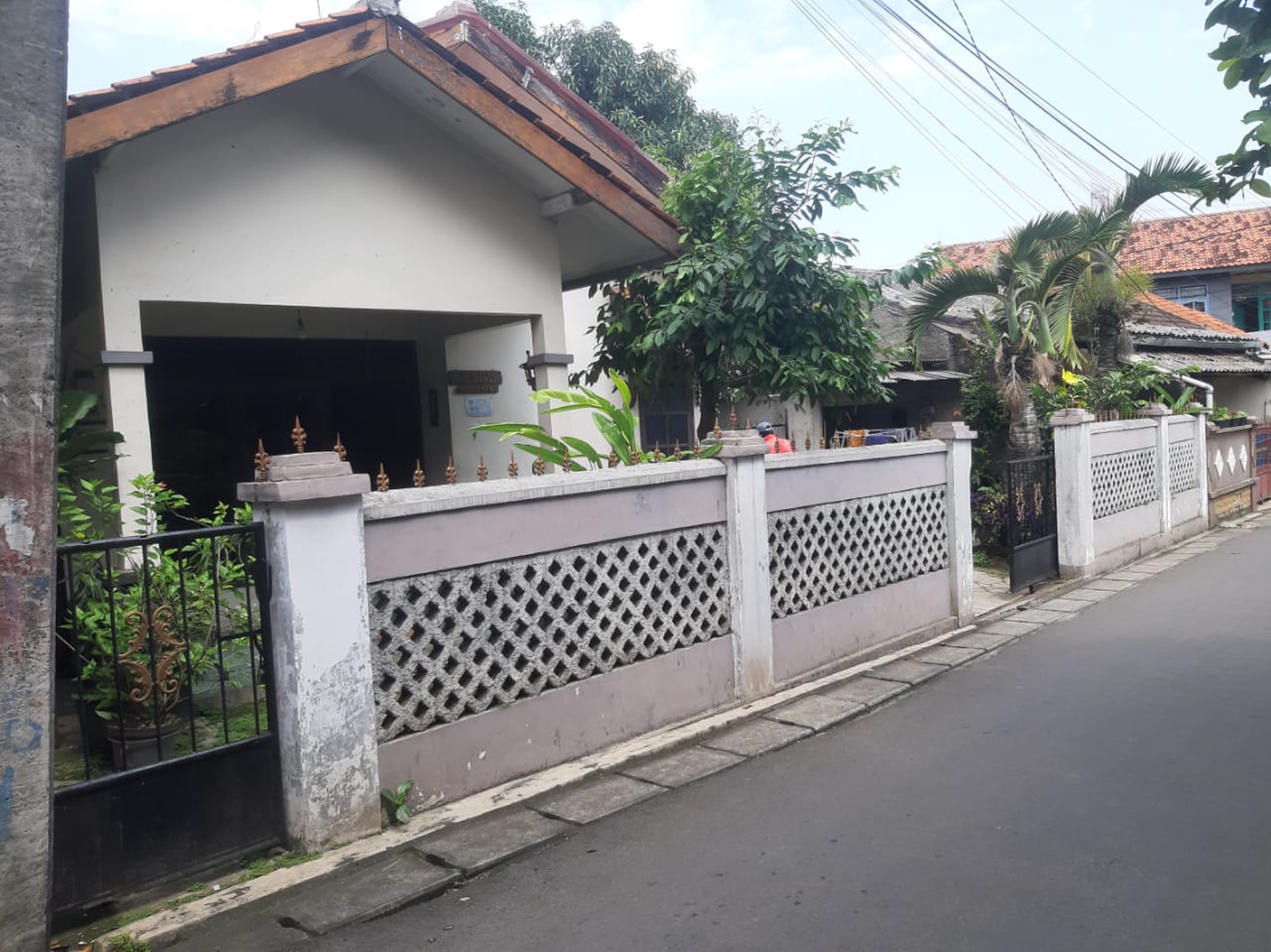 Rumah Bagus Di Jl H Biru Pondok Aren Tangerang Selatan