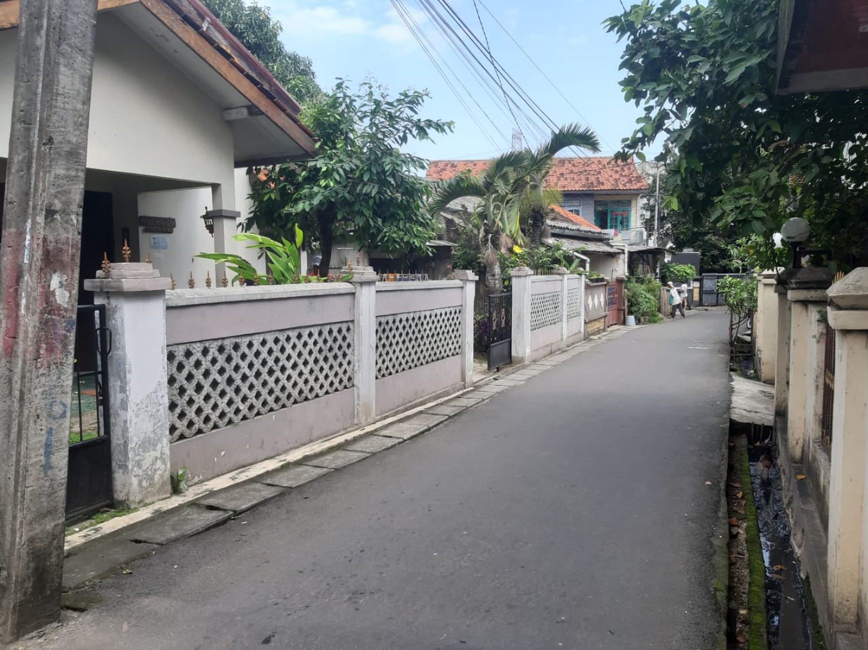 Rumah Bagus Di Jl H Biru Pondok Aren Tangerang Selatan