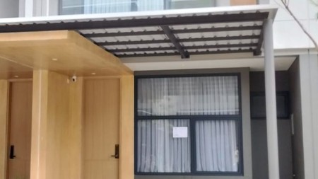 Rumah Bagus Di Tanakayu Svadhi BSD Tangerang Selatan