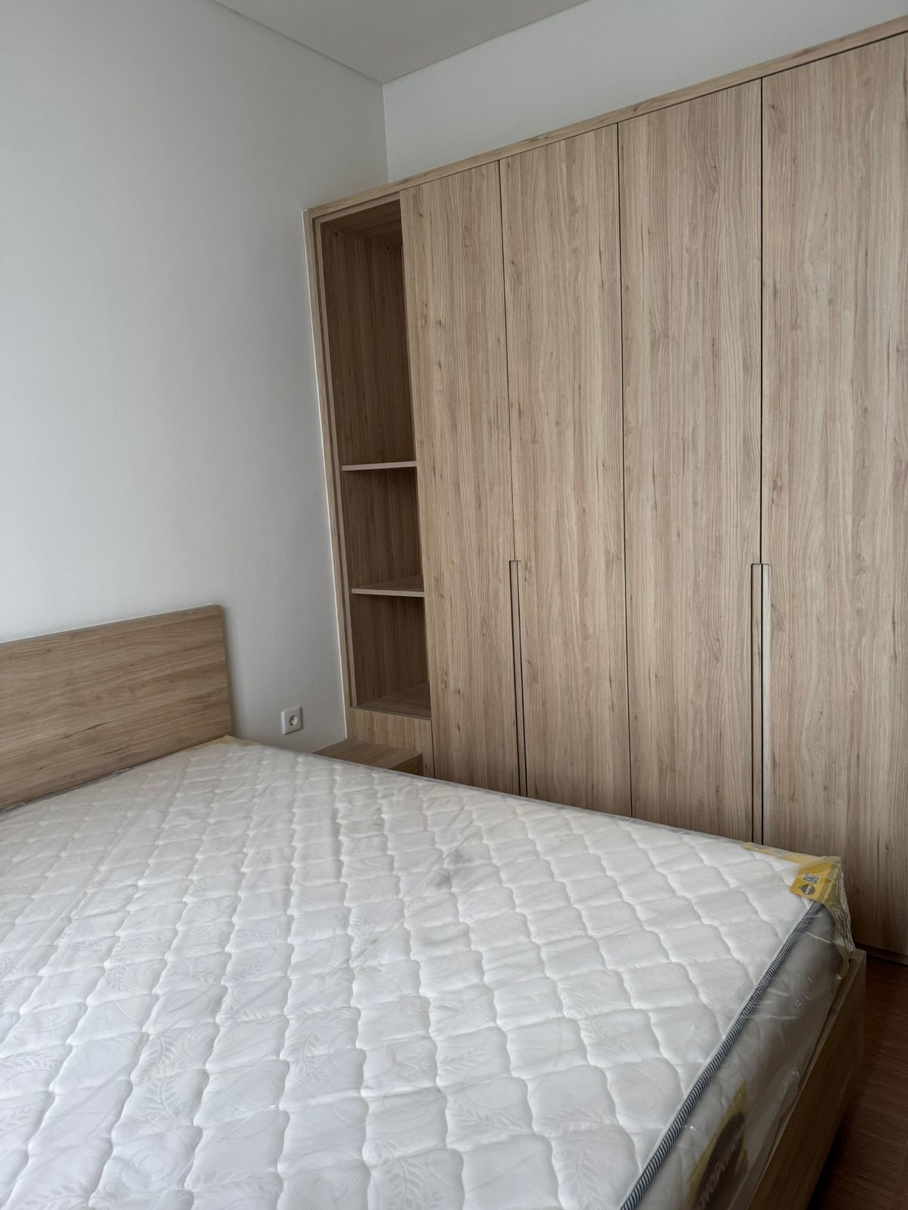 Rumah Bagus Di Tanakayu Svadhi BSD Tangerang Selatan