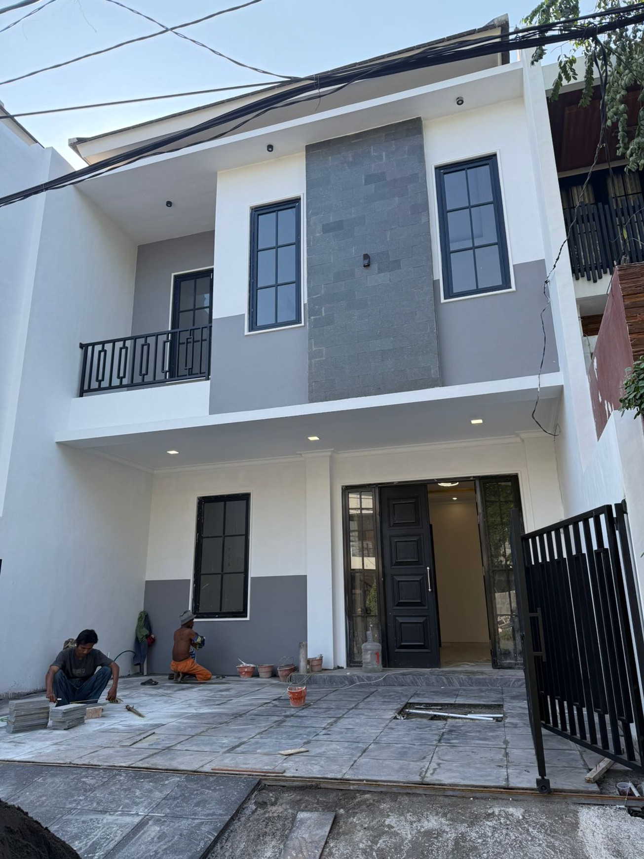 Murah 2 Milyaran Dijual Rumah Baru Araya 2 - Galaxy Bumi Permai Surabaya Timur Dekat Galaxy Mall, Raya Merr, Dharmahusada Indah