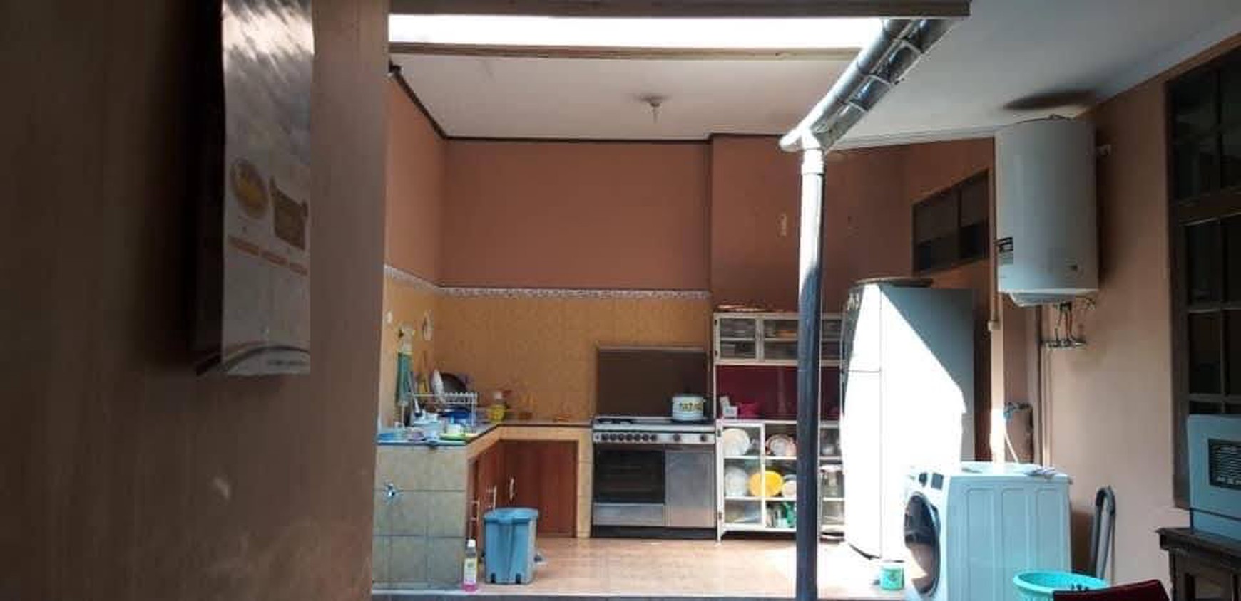 Rumah 2 lantai di Sauyunan Cibaduyut dekat ke Tol Kopo
