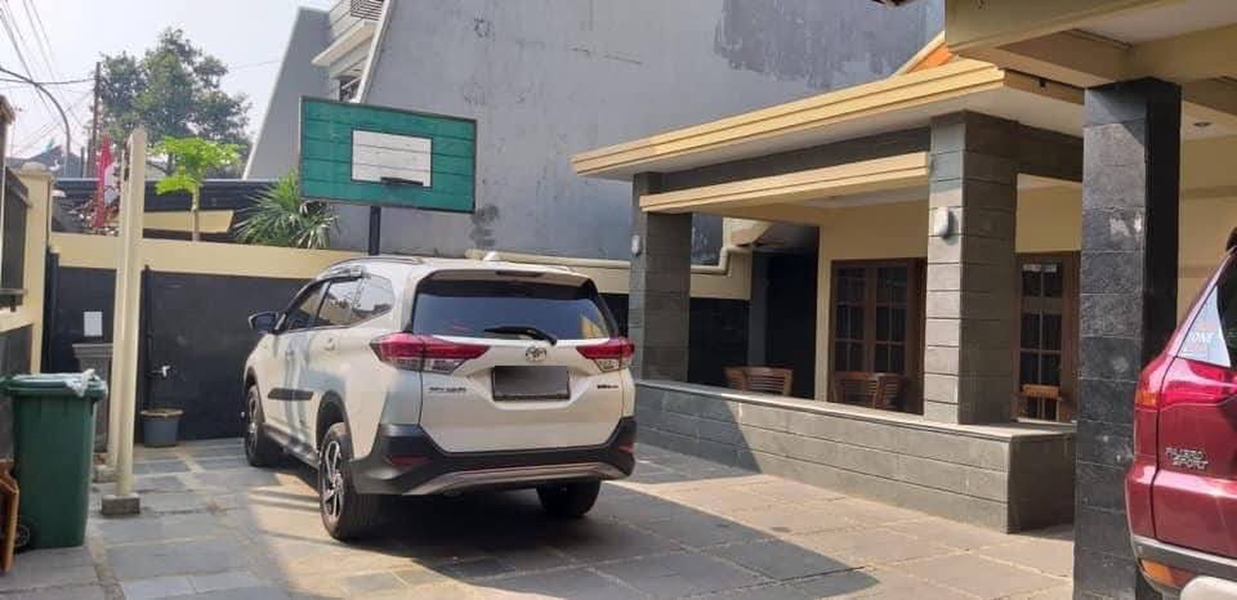Rumah 2 lantai di Sauyunan Cibaduyut dekat ke Tol Kopo