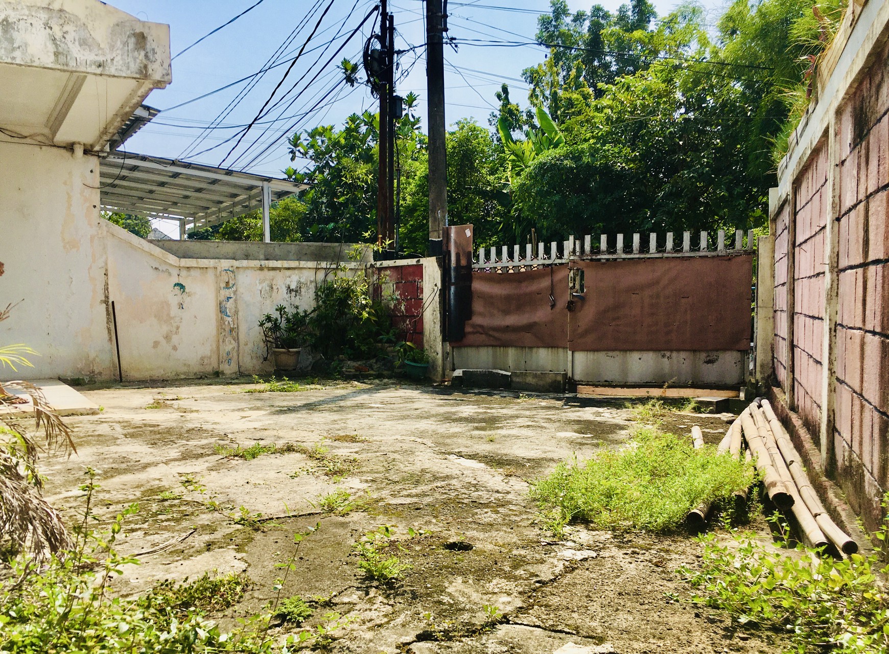 Dijual Rumah di Komplek Bukit Nusa Indah, Ciputat