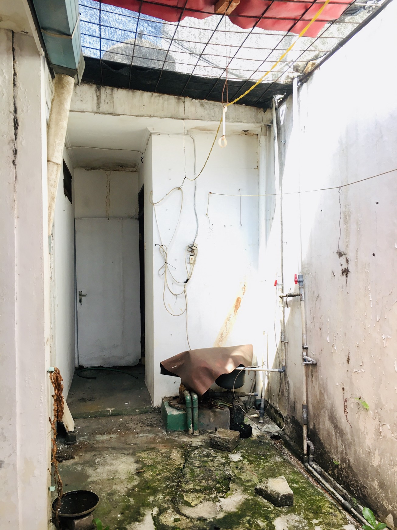 Dijual Rumah di Komplek Bukit Nusa Indah, Ciputat