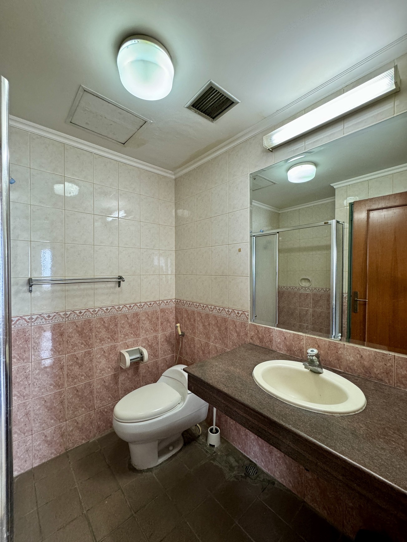 Dijual Apartemen Ambasador 1, Kuningan Jakarta Selatan