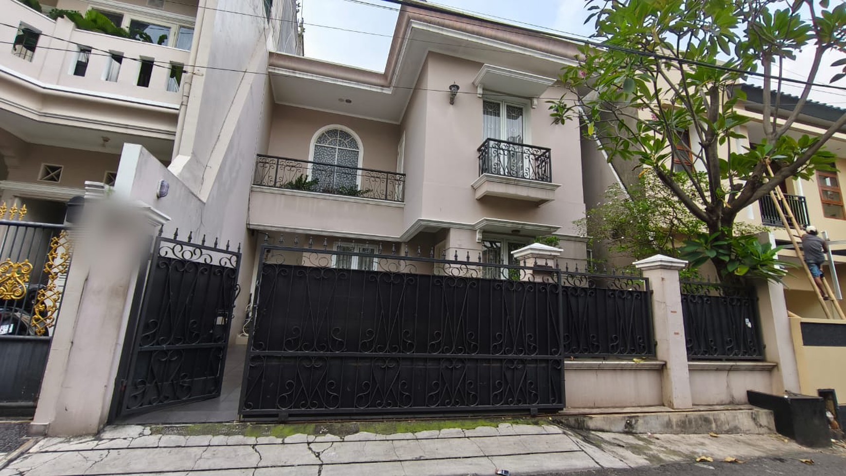 Rumah Cantik Tebet Barat Akses Jalan 2 Mobil 