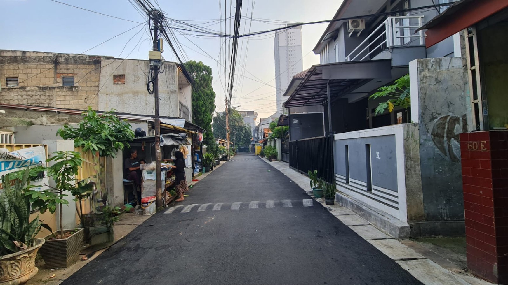 Rumah Tinggal 2 Lantai di Jalan Sapta Menteng Dalam Tebet Jaksel