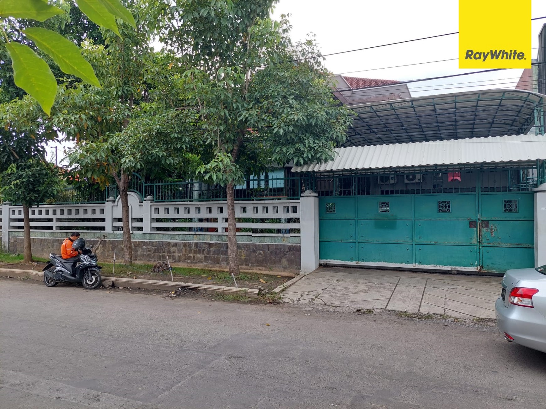 Dijual Rumah 2 lantai SHM di Pondok Jati Sidoarjo
