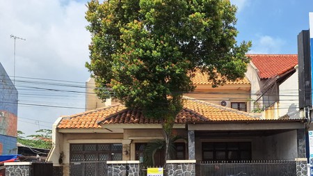 Rumah Bagus 2 Lantai Area Komersial di Karawang, Jawa Barat.