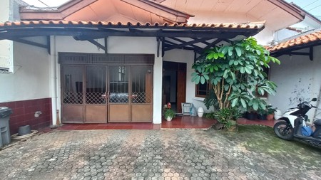 RUMAH DIJUAL JALAN KEBON BESAR CILANDAK JAKARTA SELATAN
